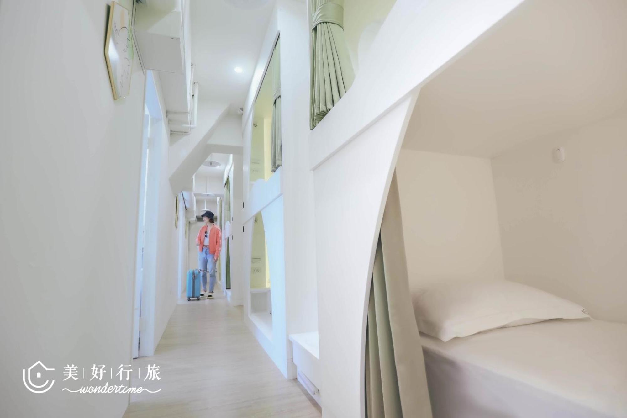 Wondertime2- Ladies' Inn 'Taipei Main Station Exterior photo